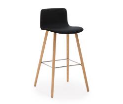Изображение продукта Martela Oyj Sola барный стул wooden base с обивкой с низкой спинкой