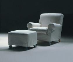 Изображение продукта Flexform Nonnamaria кресло с подлокотниками/подставка для ног