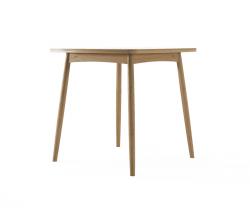 Изображение продукта Karpenter Twist обеденный стол с квадратной столешницей