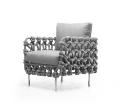 Изображение продукта Kenneth Cobonpue Cabaret Easy кресло с подлокотниками