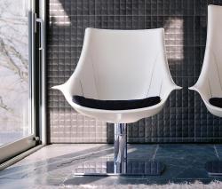 Изображение продукта Enrico Pellizzoni Lullaby кресло с подлокотниками с низкой спинкой