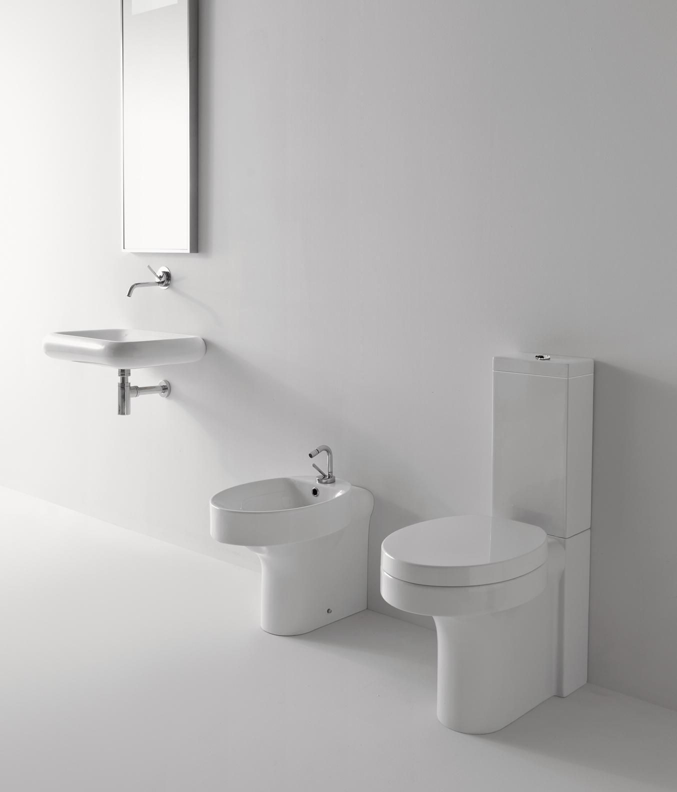 Compact wc pan. Унитаз Kerasan Cento. Чаша унитаза подвесная Kerasan Cento 3514 с горизонтальным выпуском. Чаша унитаза напольная Kerasan Cento 3518 с горизонтальным выпуском. Чаша унитаза напольная Kerasan Cento 3516 с горизонтальным выпуском.