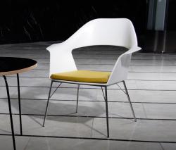 Изображение продукта AMOS DESIGN Brno кресло с подлокотниками