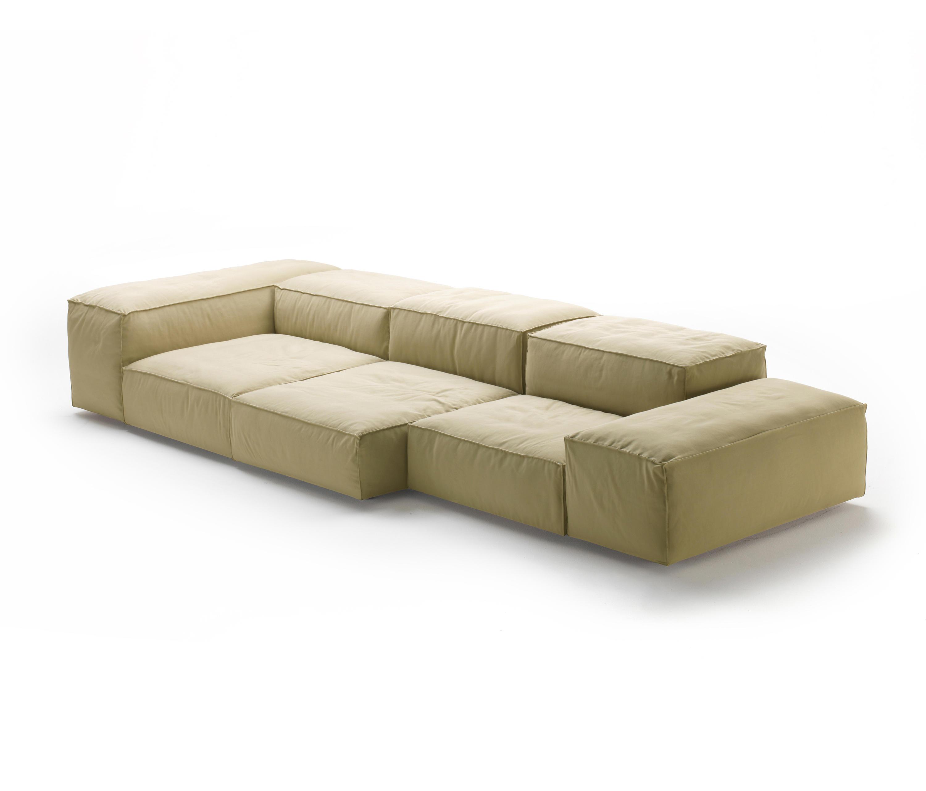 Living da. Диван Extrasoft Living Divani. Living Divani Extrasoft Sofa. Living Divani Extra Soft. Диван модульный угловой Living Divani.