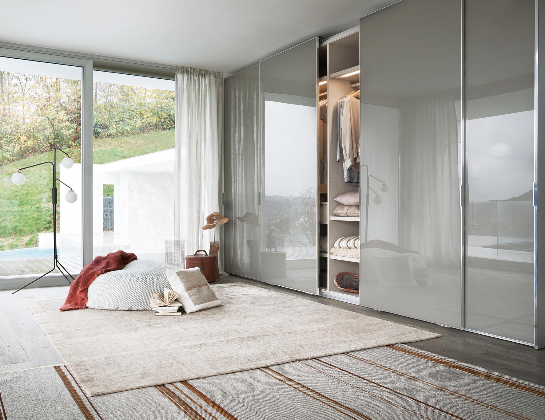 Современные шкафы в спальню. Шкаф Helvetia Hektor 4d Typ 20. Шкаф armadio Wardrobe. Шкаф купе Sliding-Door Wardrobe. Раздвижная система Nova Aristo.