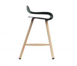 Kristalia BCN stool on woolen base - 2