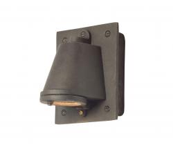 Изображение продукта Davey Lighting Limited 0750 Mast Light with Cast Transformer Box