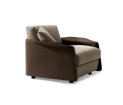 Изображение продукта Giorgetti Fabula кресло с подлокотниками