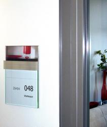 Meng Informationstechnik quintessenz Door plate change displays - 3