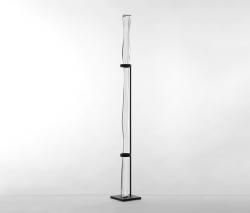 SkLO rod object single clear w/ vertical stand dark oxidized - 1