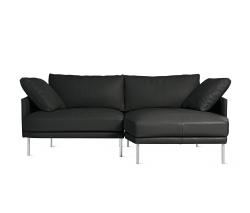 Design Within Reach Camber Compact Sectional в коже, Right, стальные ножки - 1