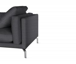 Design Within Reach Como кресло с подлокотниками с обивкой из ткани - 6