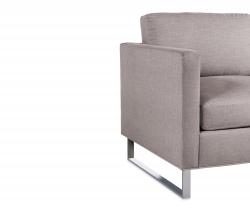 Design Within Reach Goodland кресло с подлокотниками с обивкой из ткани, стальные ножки - 5