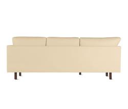 Design Within Reach Goodland Small Sectional в коже, Walnut Legs - 3