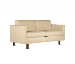 Design Within Reach Goodland Two-Seater диван в коже, Walnut Legs - 2