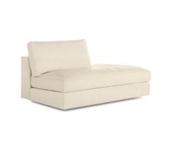 Design Within Reach Reid Side Chaise in Right в коже - 2