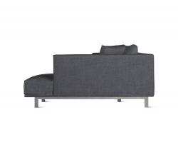 Design Within Reach Bilsby Sectional with Chaise с обивкой из ткани, Right - 4