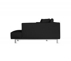 Design Within Reach Bilsby Sectional with Chaise в коже, Right - 4