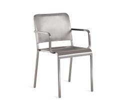 emeco 20-06 кресло с подлокотниками - 1