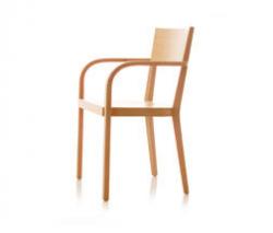 B+W S12 chair with arms - 1
