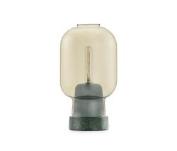 Изображение продукта Normann Copenhagen Amp настольный светильник, дымчатый/черный