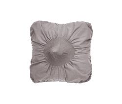 Изображение продукта Poemo Design Anemone cushion marrone